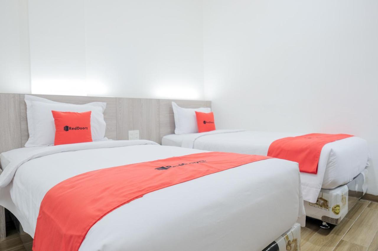Reddoorz Plus @ Jalan Juanda Medan Zewnętrze zdjęcie