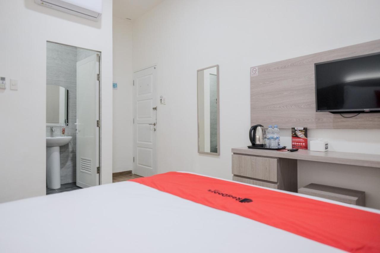Reddoorz Plus @ Jalan Juanda Medan Zewnętrze zdjęcie