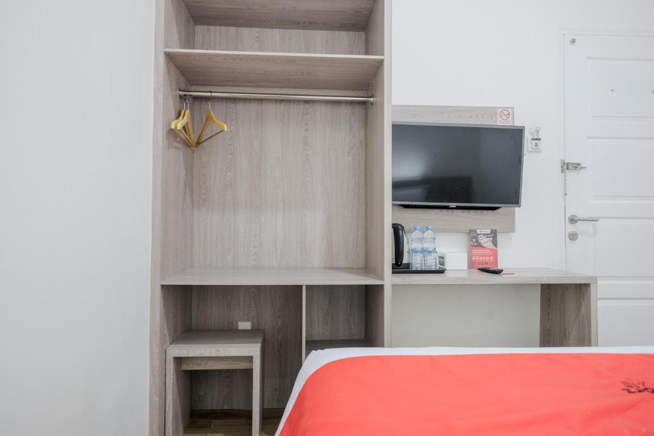 Reddoorz Plus @ Jalan Juanda Medan Zewnętrze zdjęcie